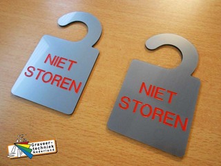 Deurhanger NIET STOREN